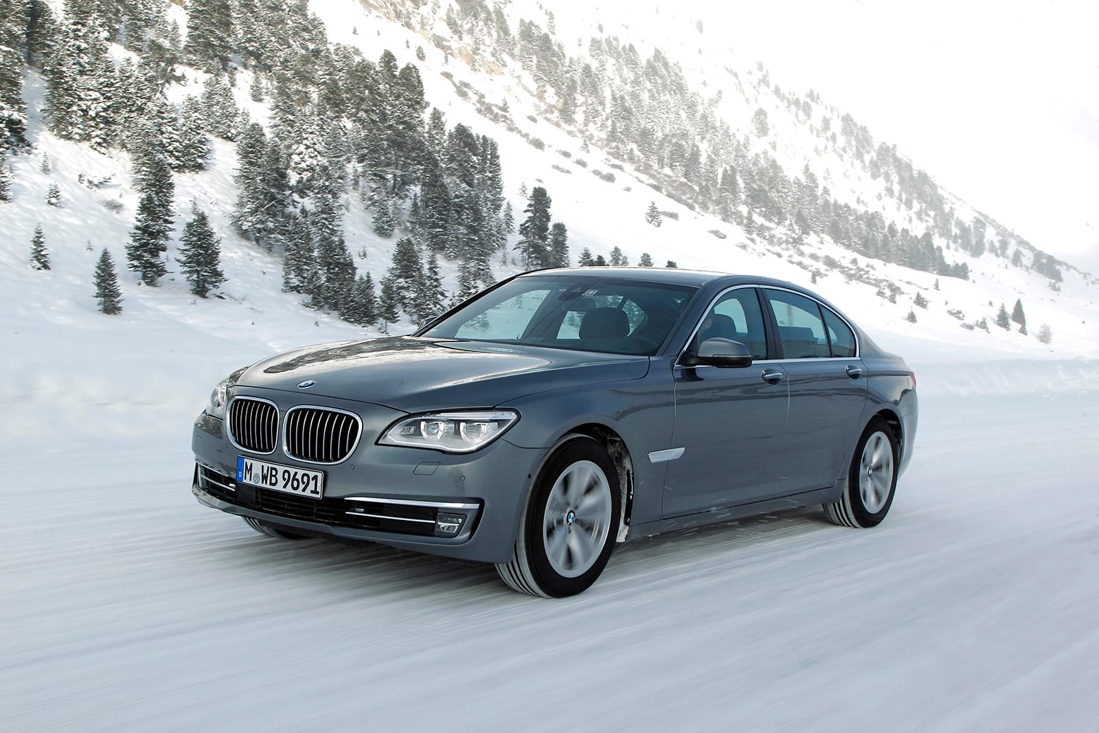 bmw_740d_04