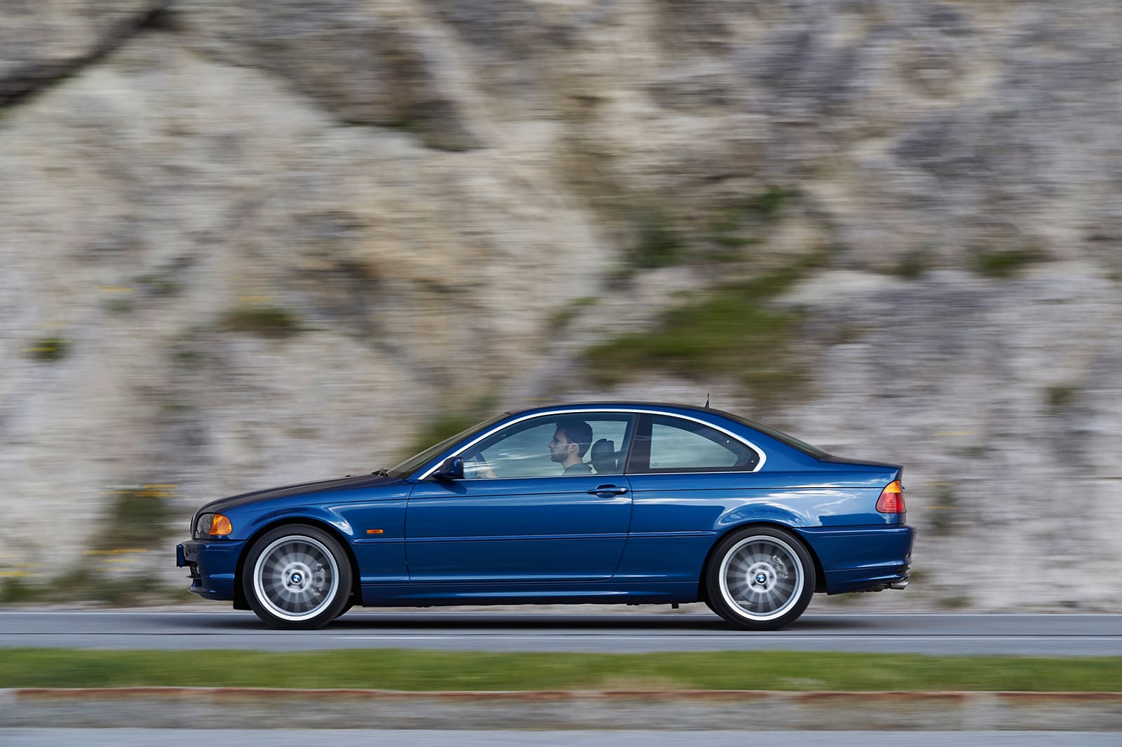 bmw_328ci_001