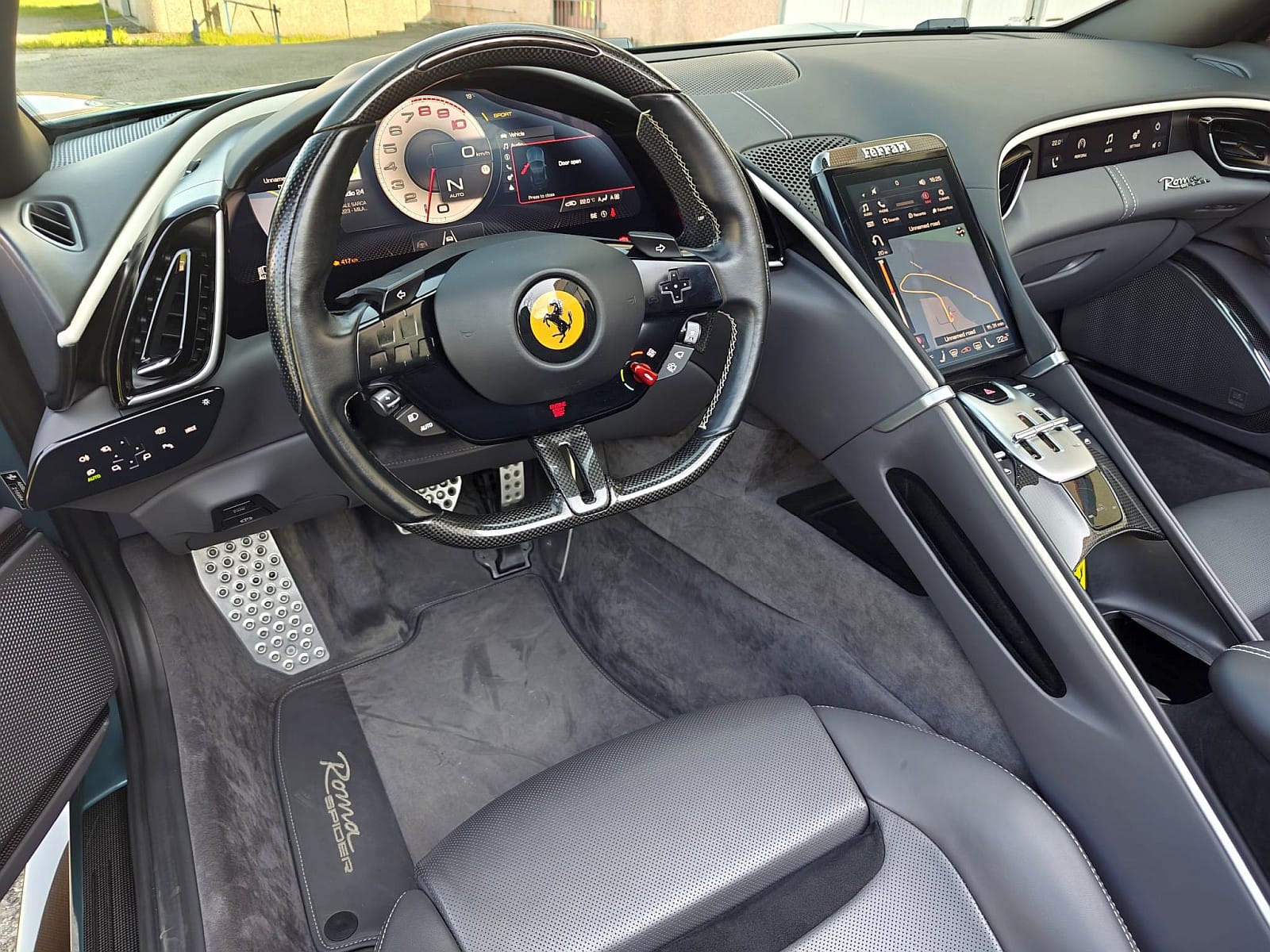 Ferrari Roma Spider
