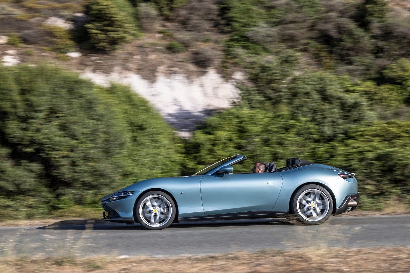 Ferrari Roma Spider