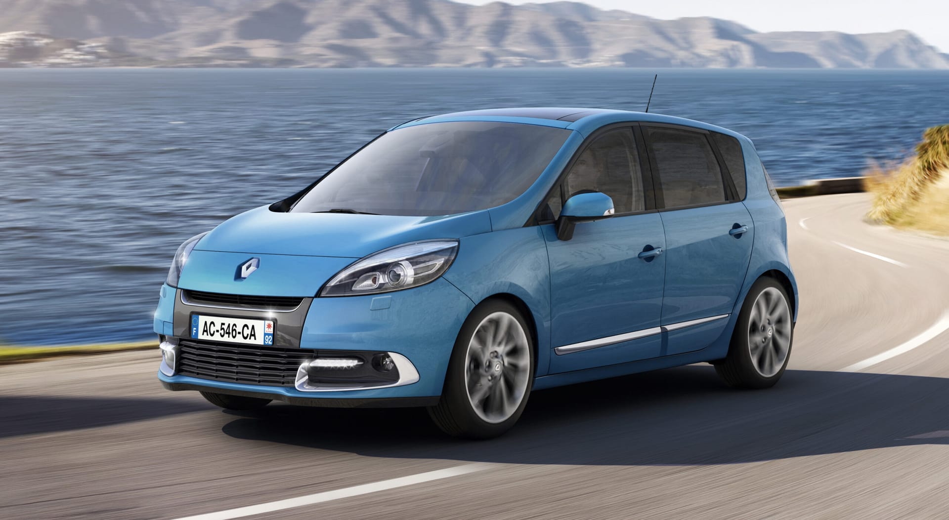 renault_scenic_01
