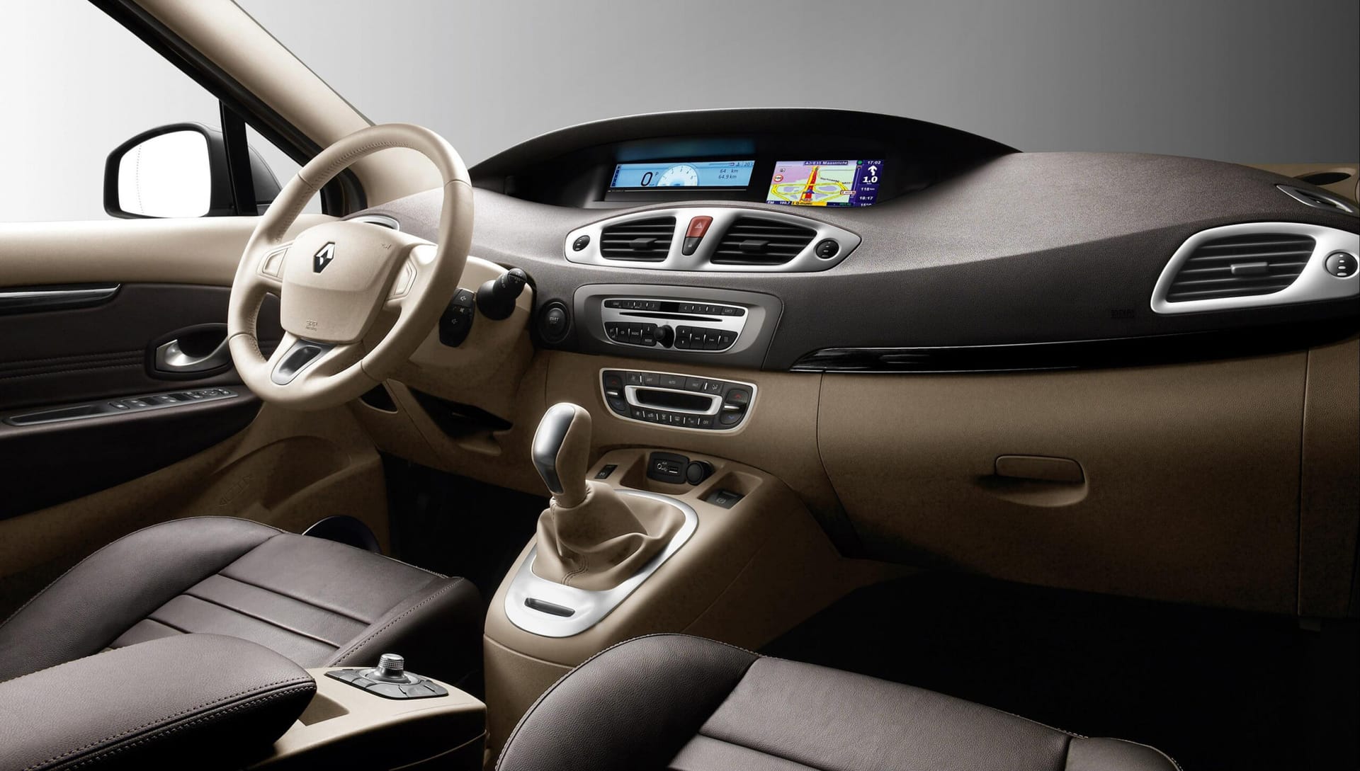 renault_scenic_02