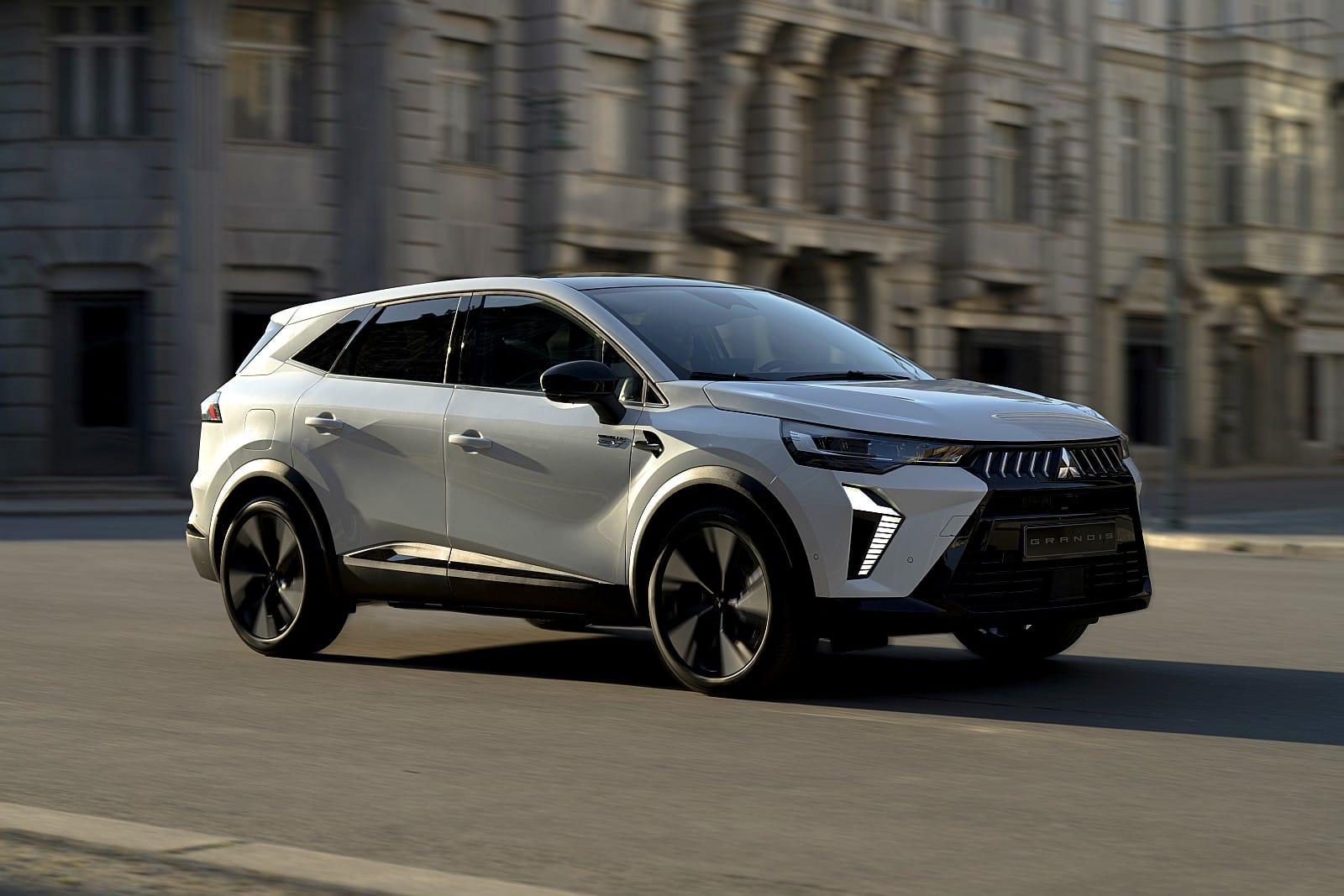 Nowe Mitsubishi Grandis 2025
