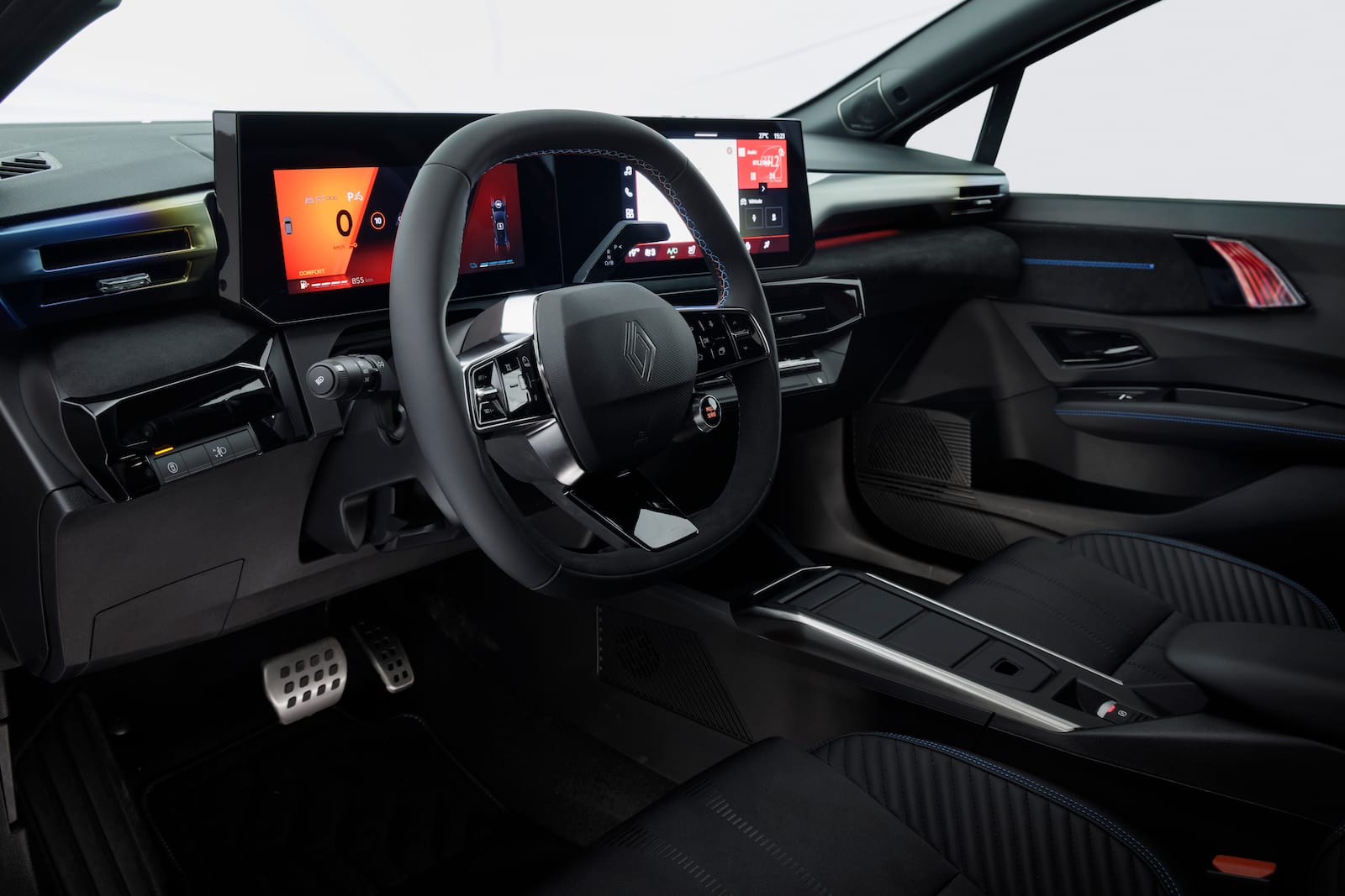 Nowe Renault Clio z silnikiem full hybrid E-Tech.