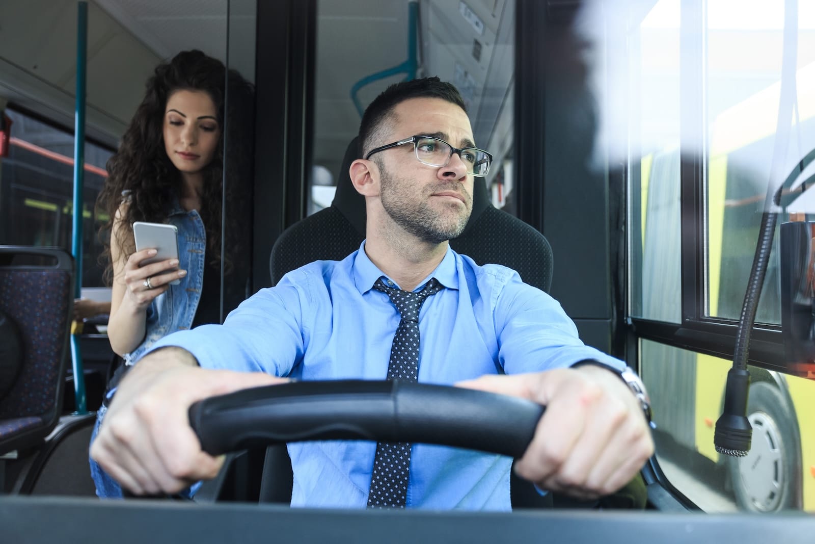 autobus komunikacja publiczna