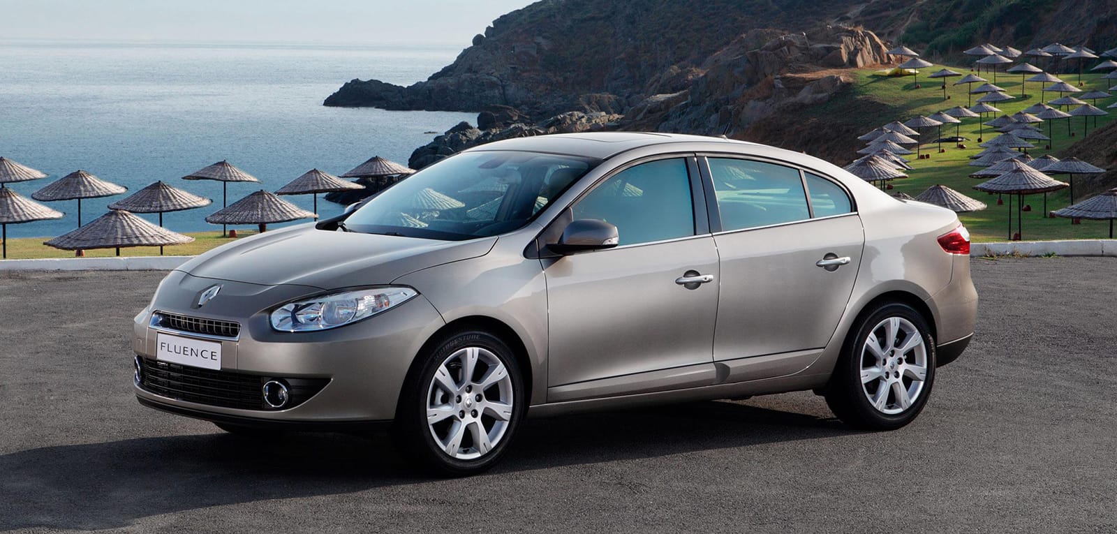renault_fluence_01