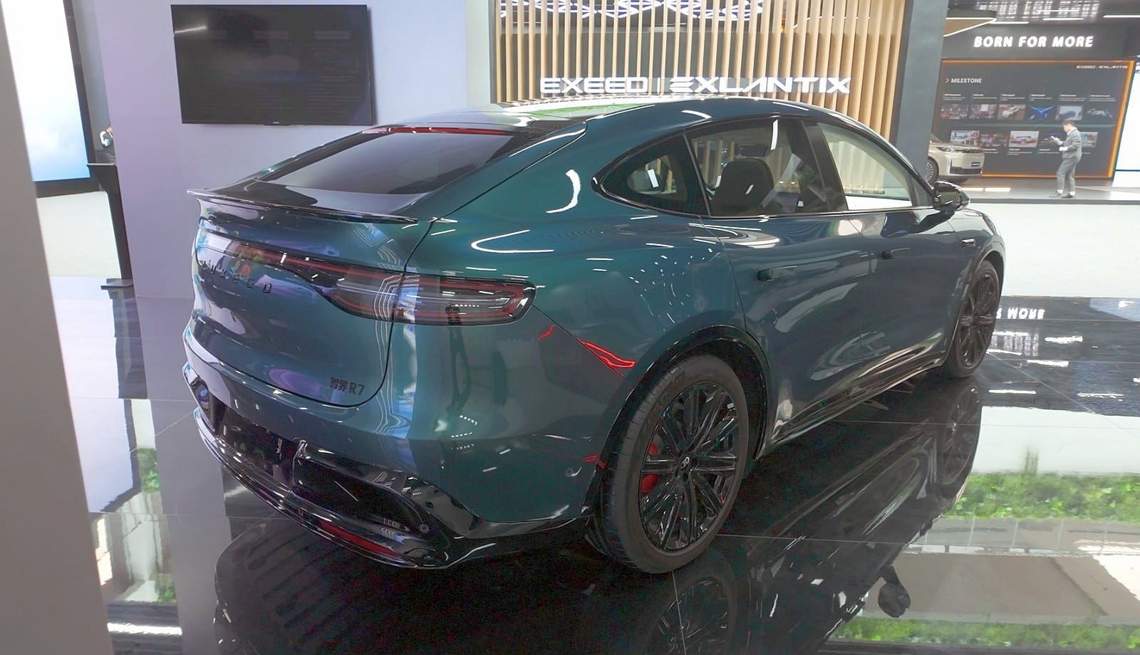 Luxeed R7