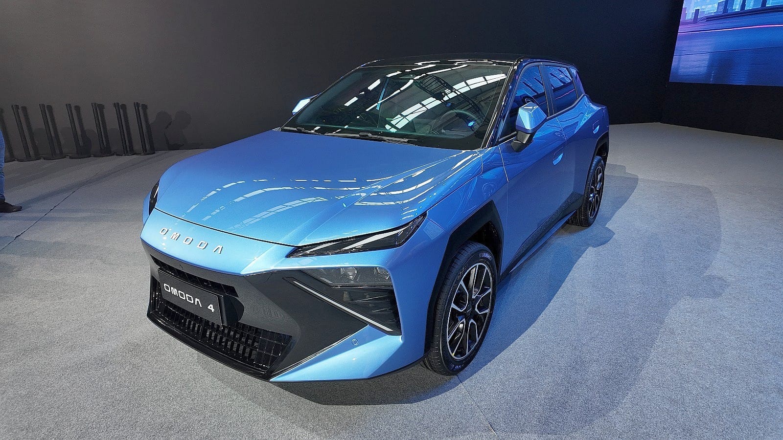 Omoda 4