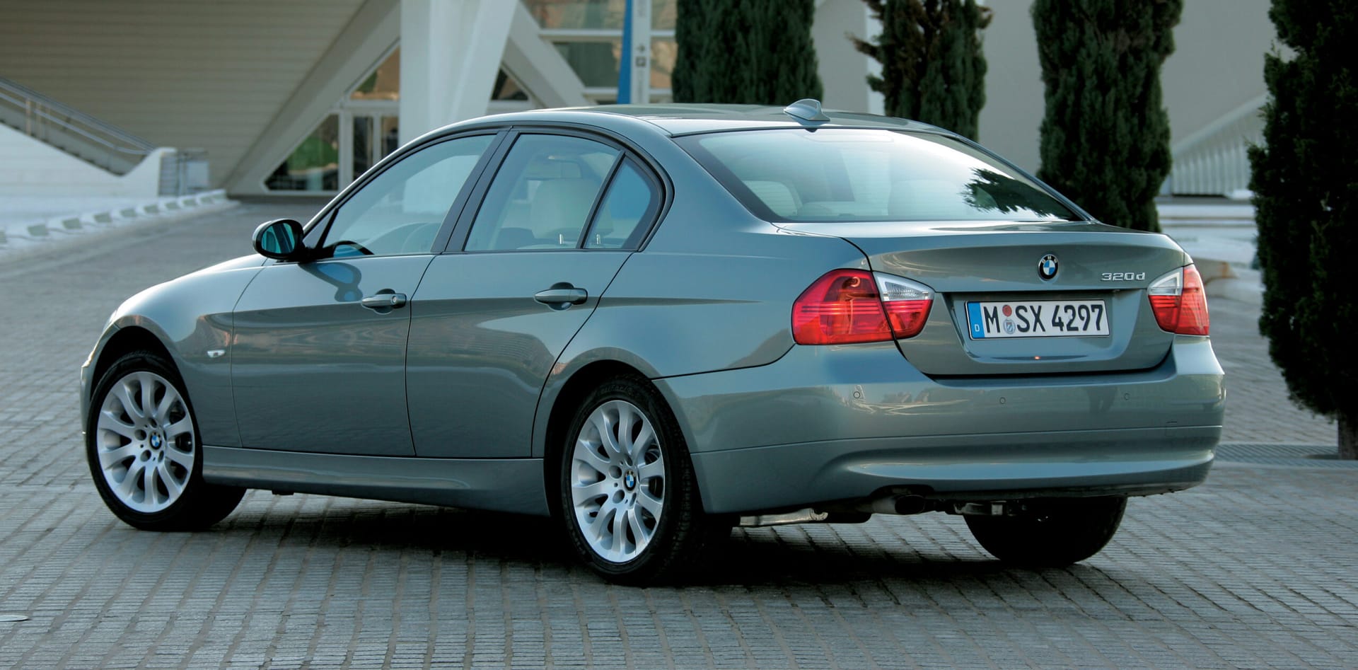 bmw_3_06