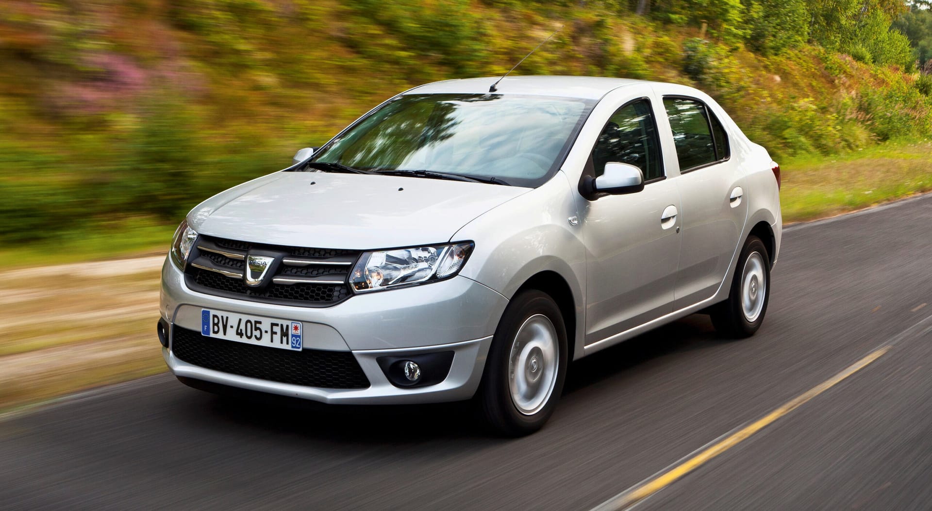 dacia_logan_01