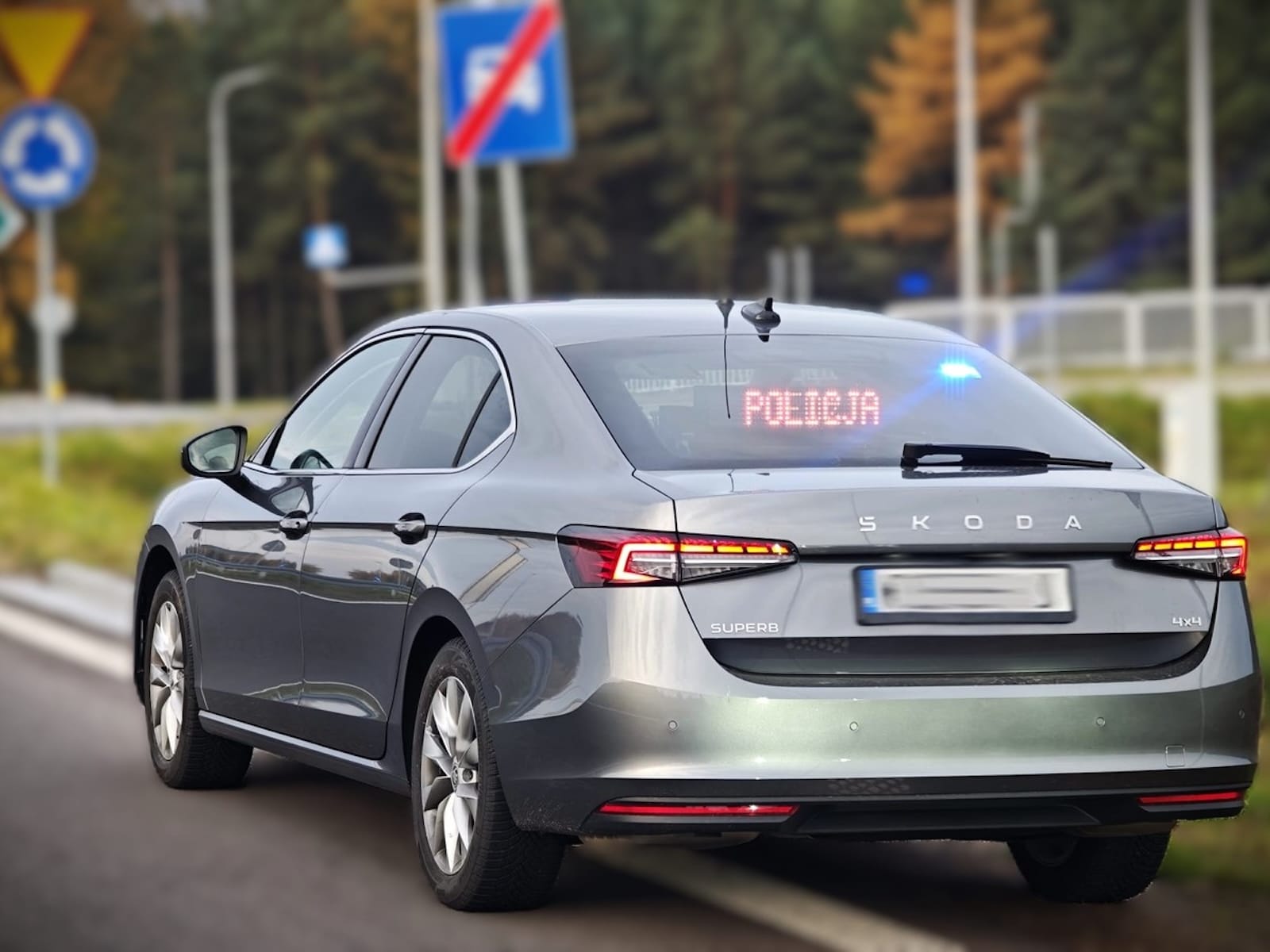 skoda superb 4x4 2,0 tsi kpp Mława policja