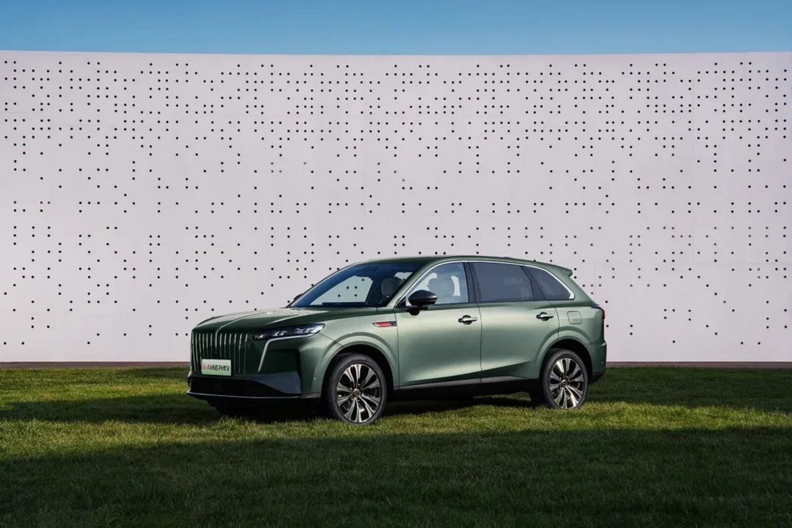 Hongqi HS6