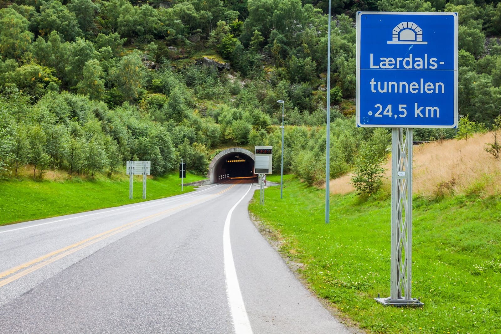 Laerdal Tunel Norwegia