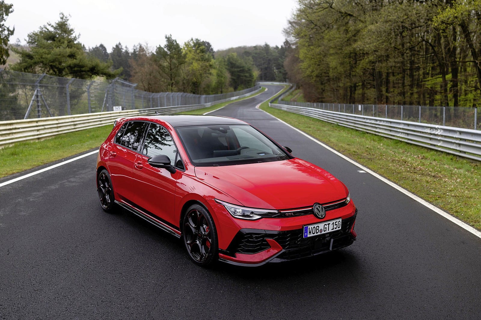 VW Golf GTI Edition 50