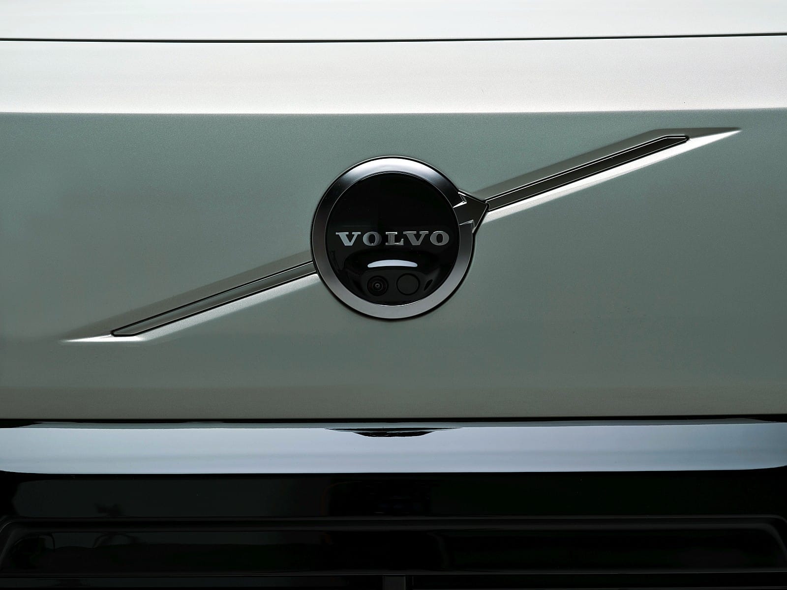 Volvo EX60