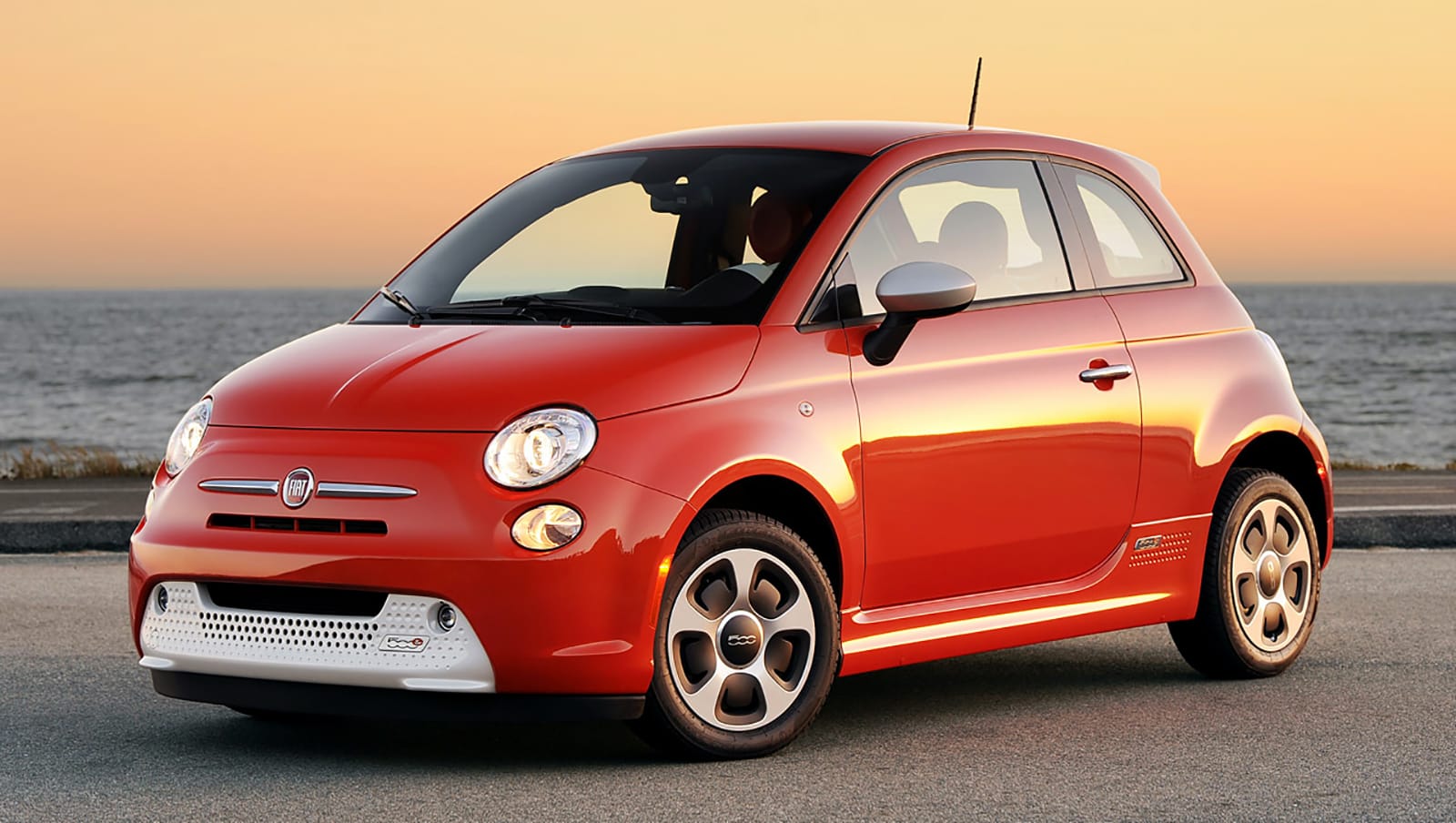 fiat_500e_01