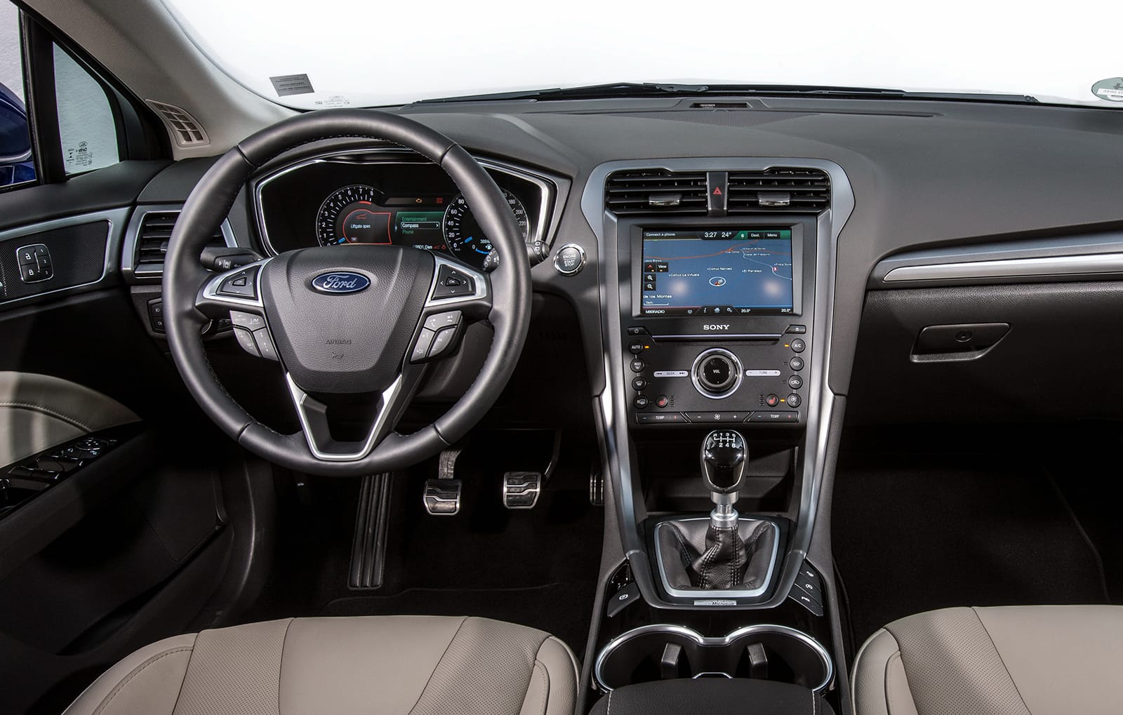 ford_mondeo_02