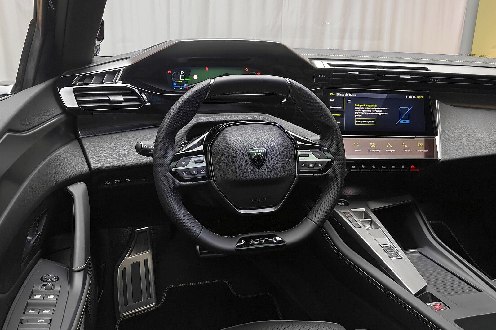 Nowy Peugeot 408 2026