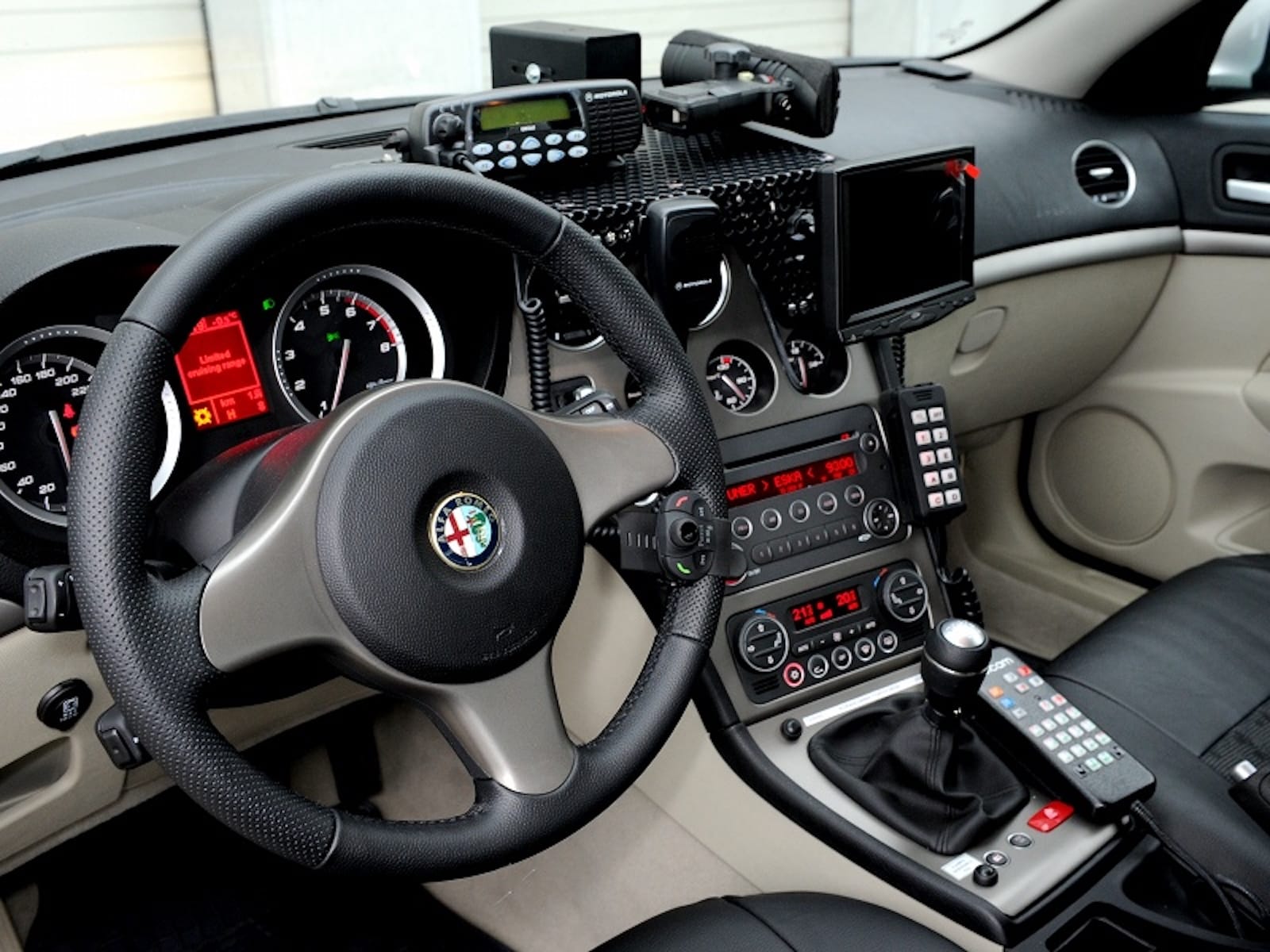 policyjna Alfa Romeo 159