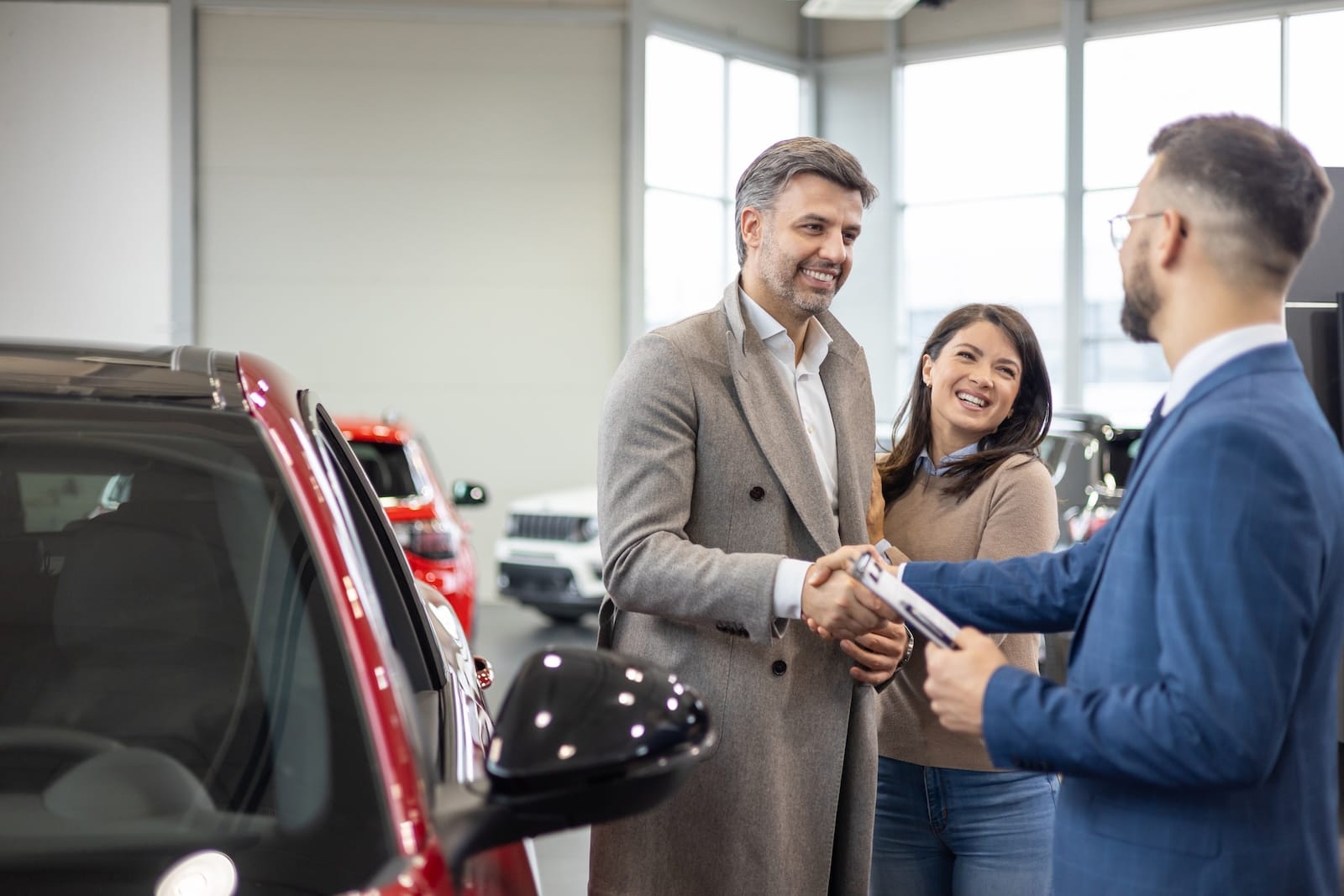sprzedaż salon auto klienci zakup
