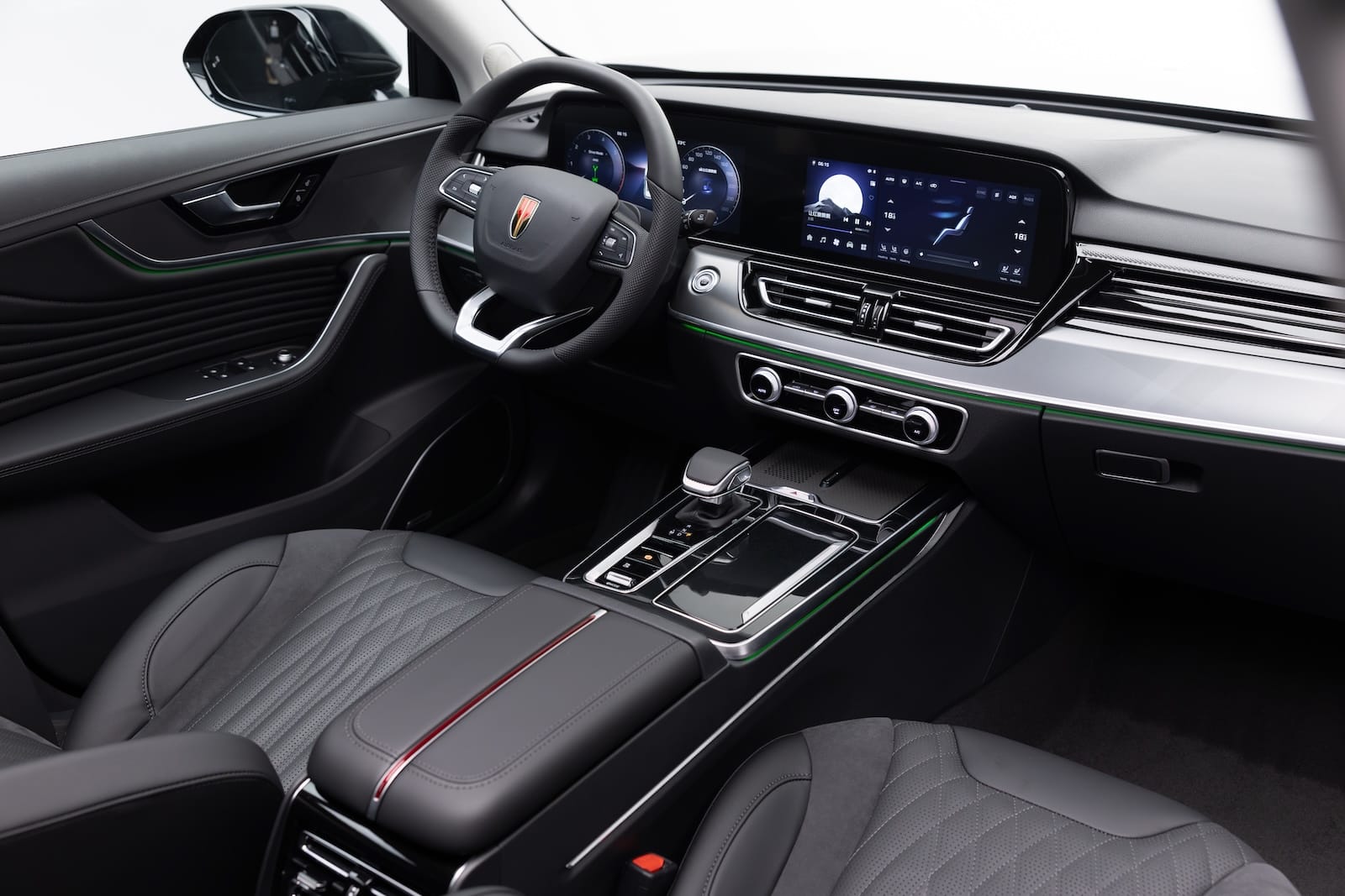Hongqi HS5