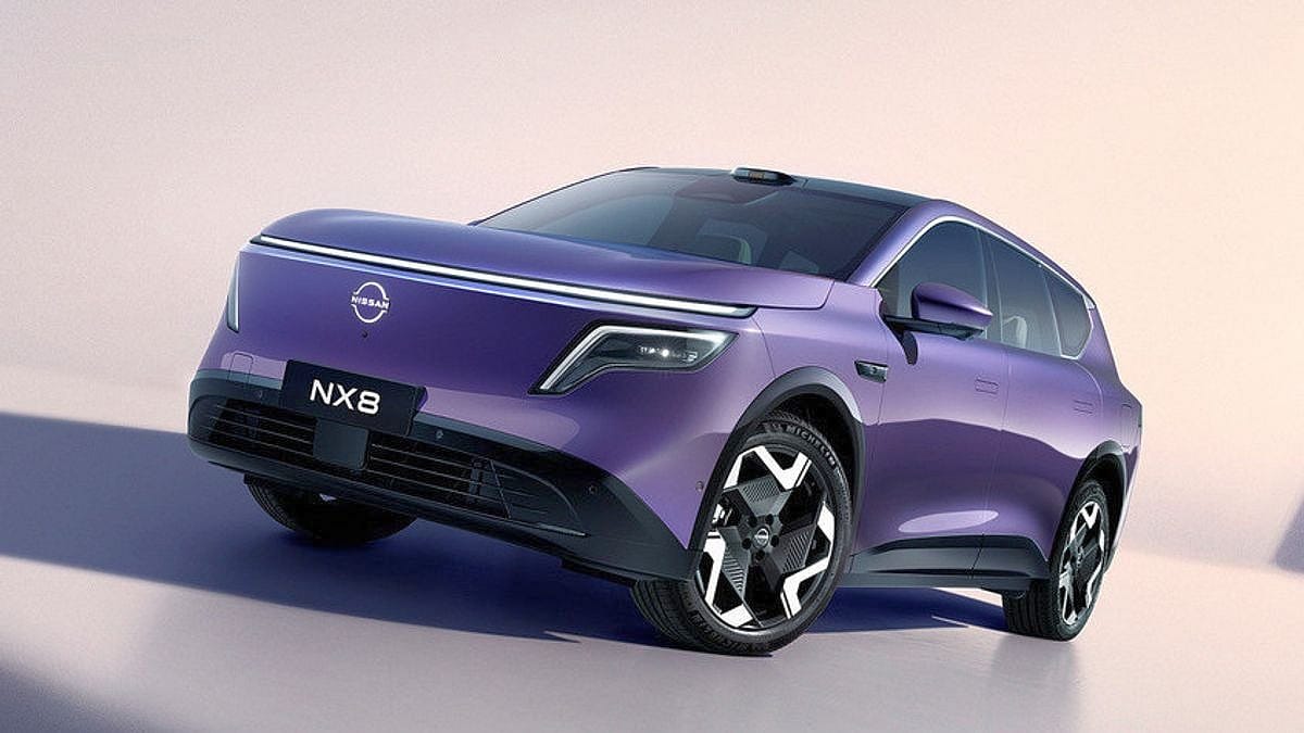 Nissan NX8
