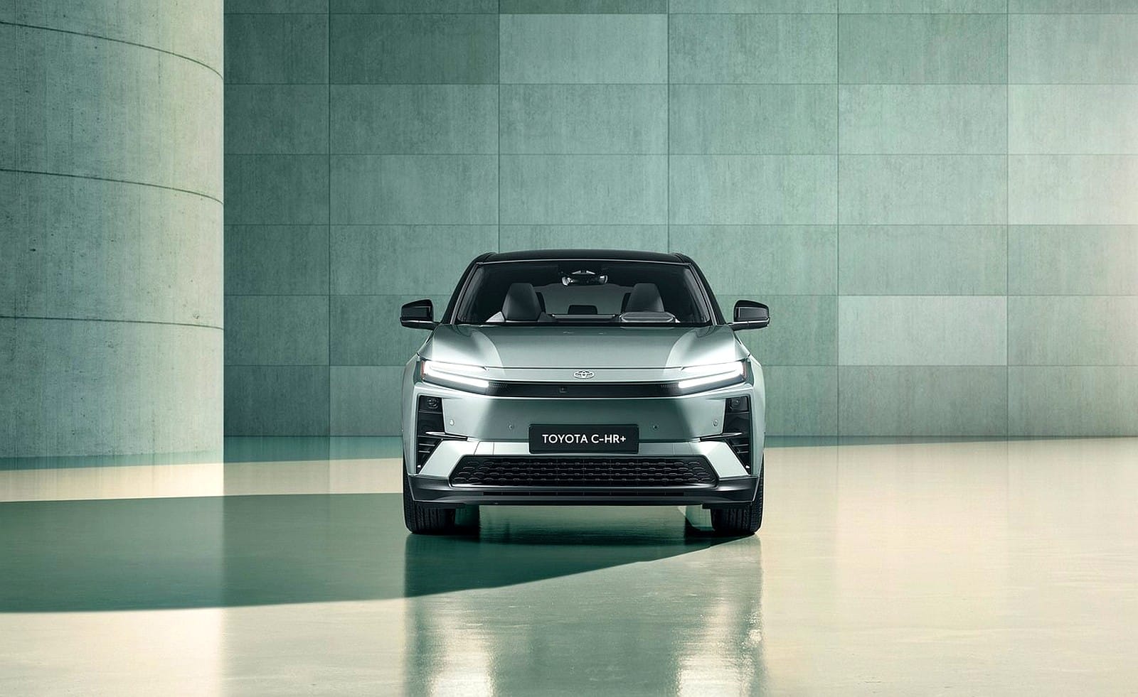 Toyota C-HR+