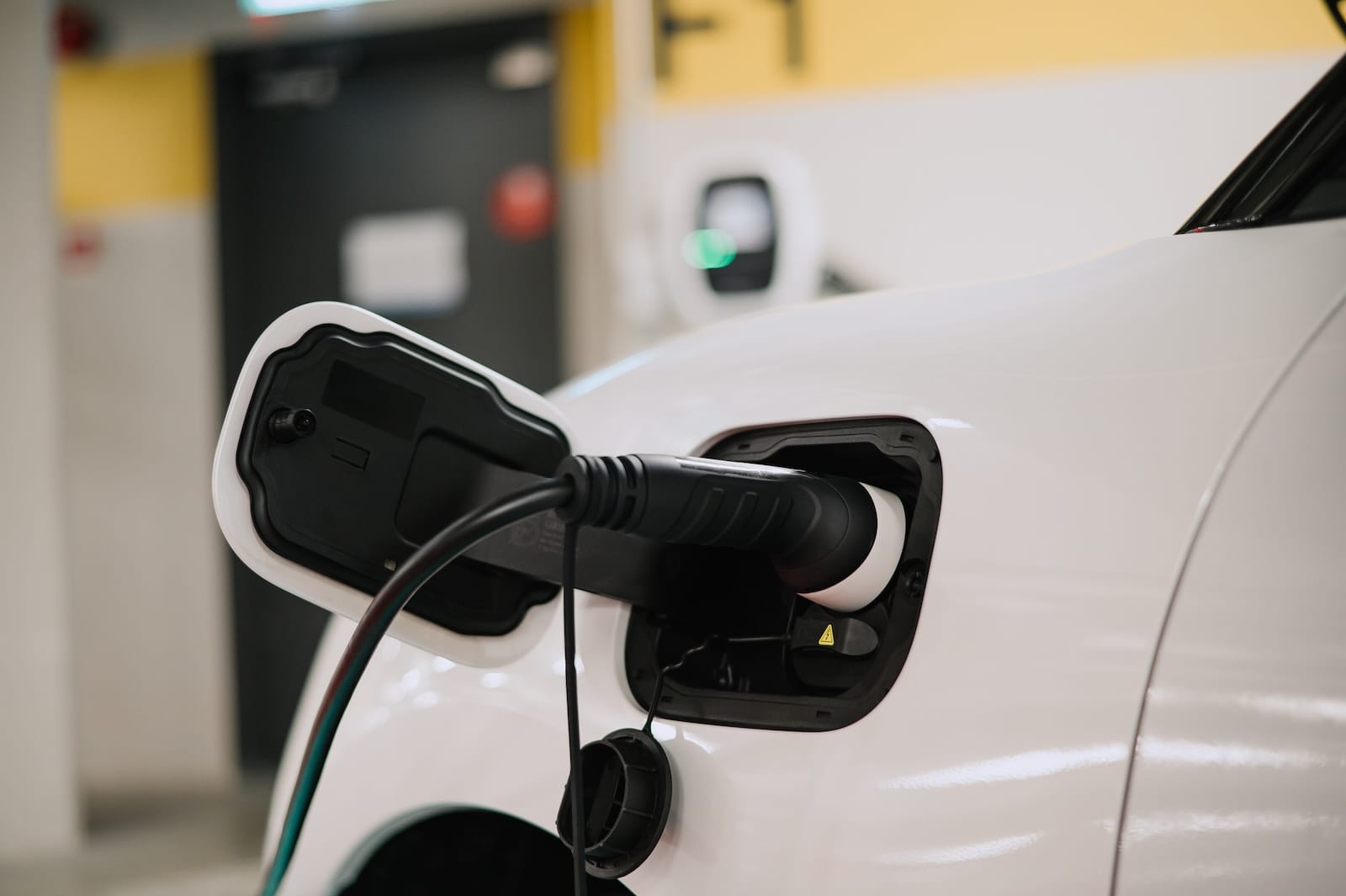 jaki samochod elektryczny kupic