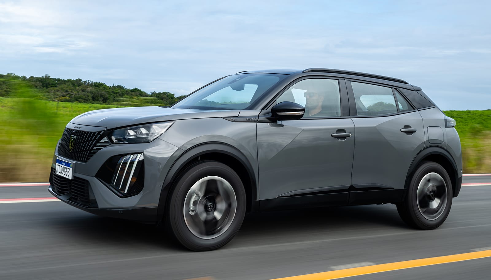 peugeot_2008_0008
