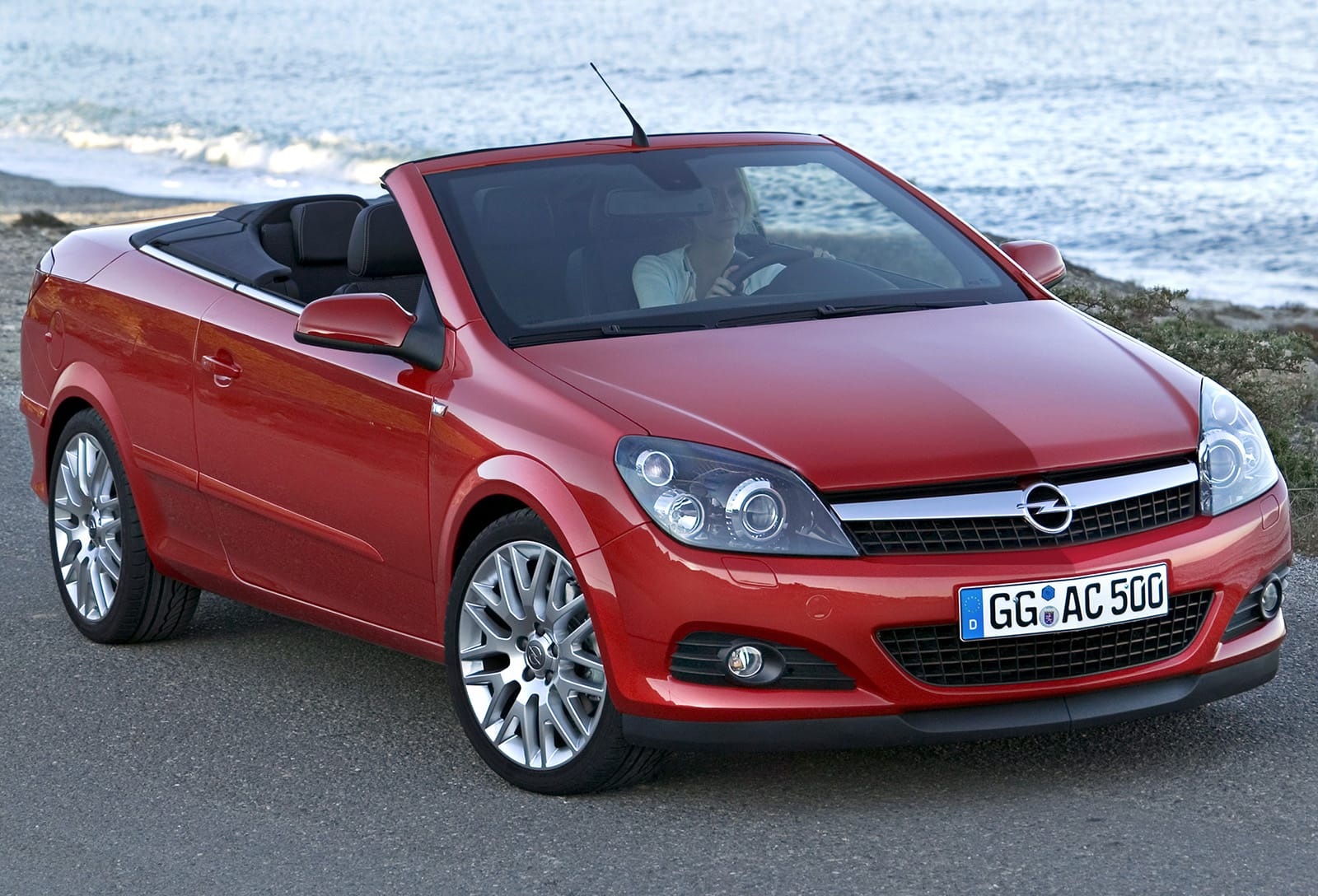 010_astra Twin
