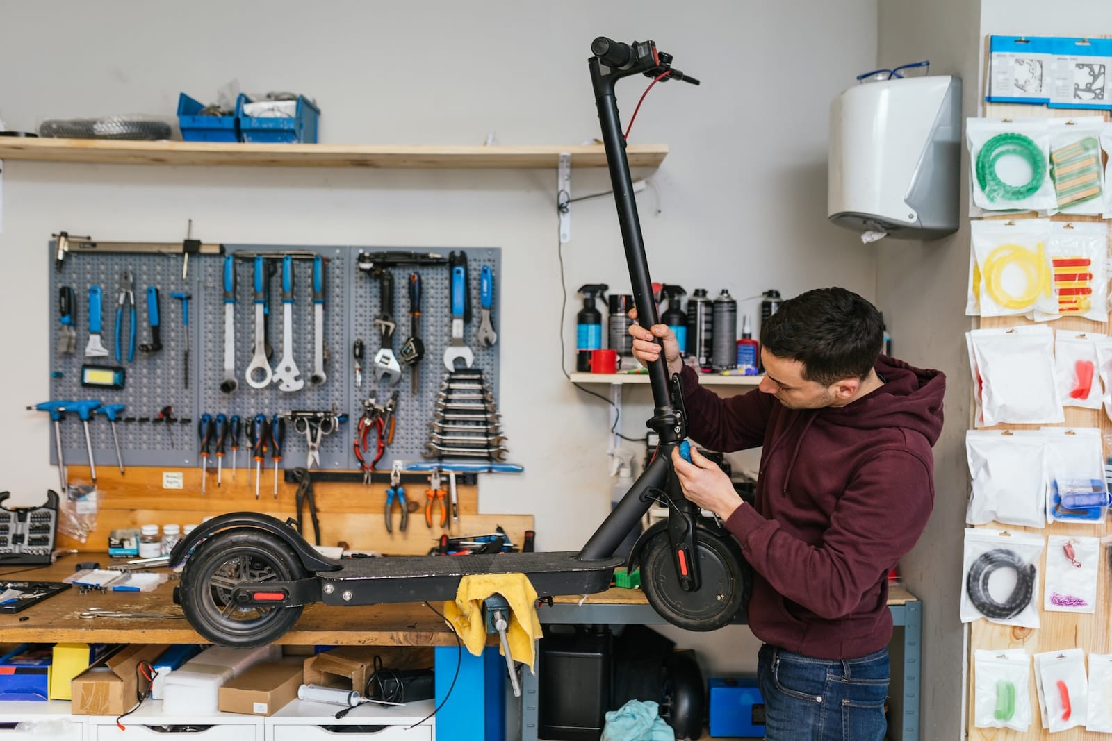 mechanik naprawa hulajnoga elektryczna