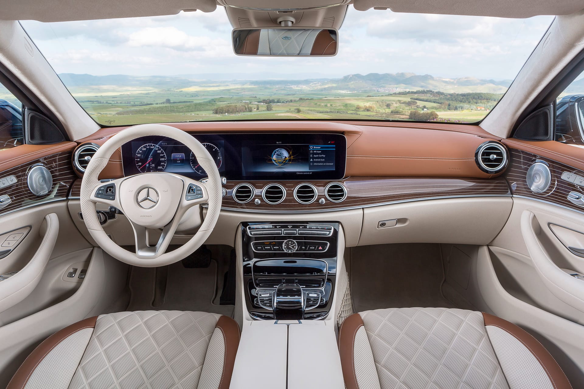 Mercedes-Benz E_02