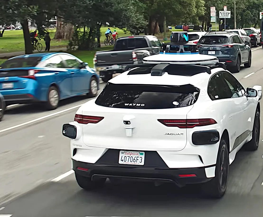 waymo robotaxi