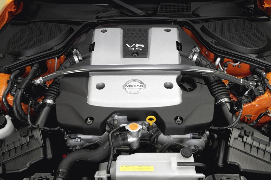 Nissan 350Z - silnik
