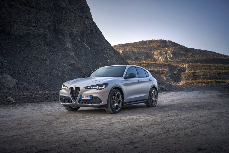 2023 Alfa Romeo Stelvio