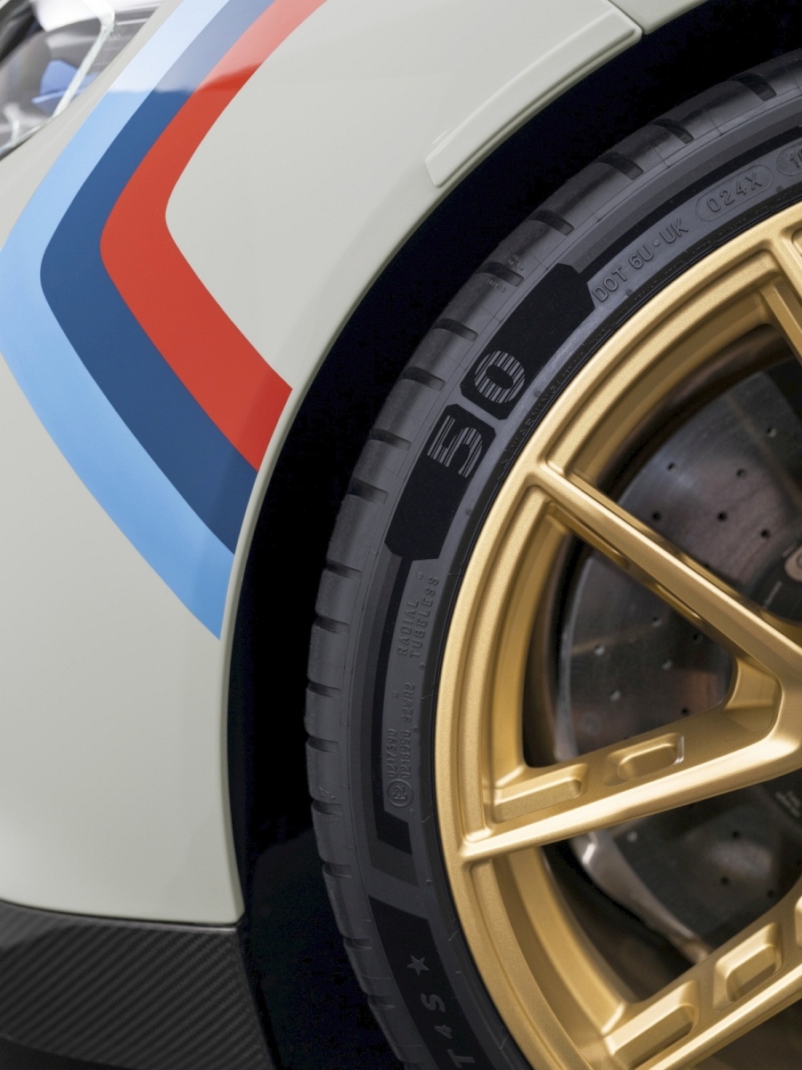 2023 BMW 3.0 CSL