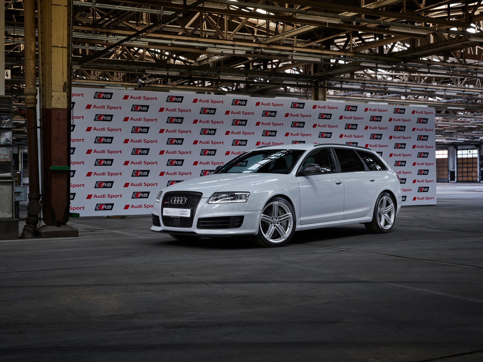 Audi A6 RS6