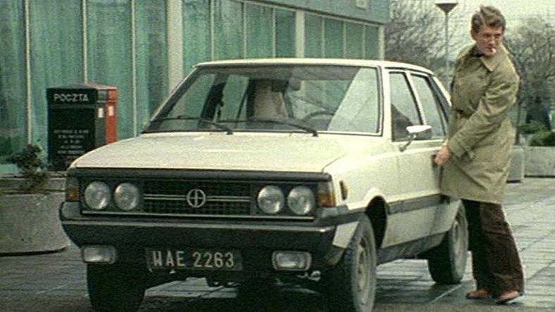 Kadr z filmu "07 zgłoś się"