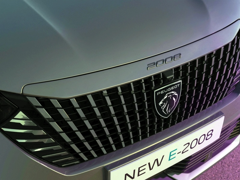 2024 Peugeot e-2008