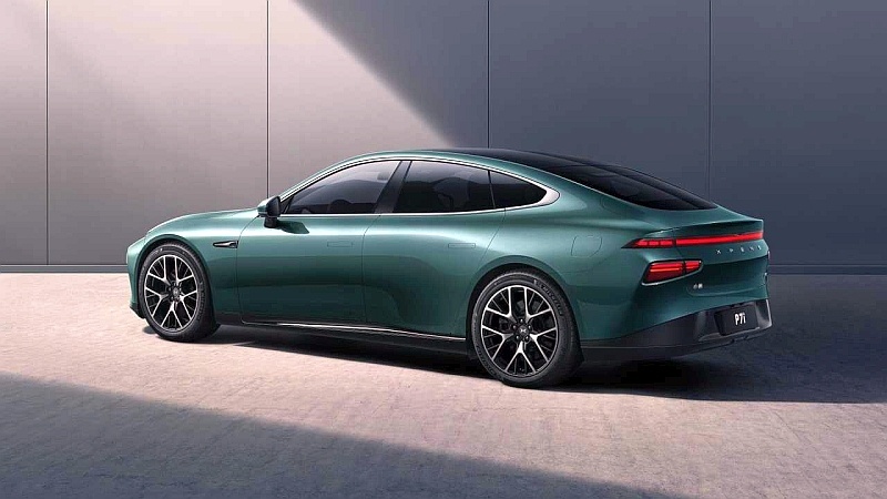 2023 Xpeng P7i