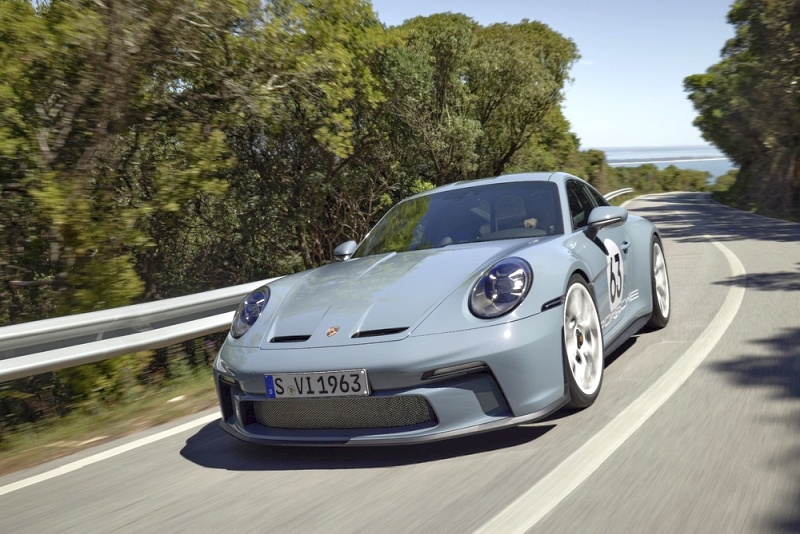 Porsche 911 S/T