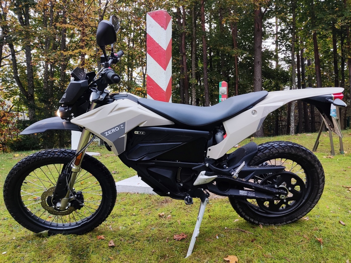 Straż Graniczna po raz pierwszy kupuje motocykle z napędem elektrycznym. Fot. Straż Graniczna