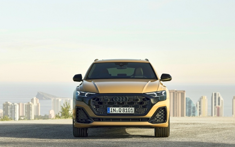 2024 Audi Q8