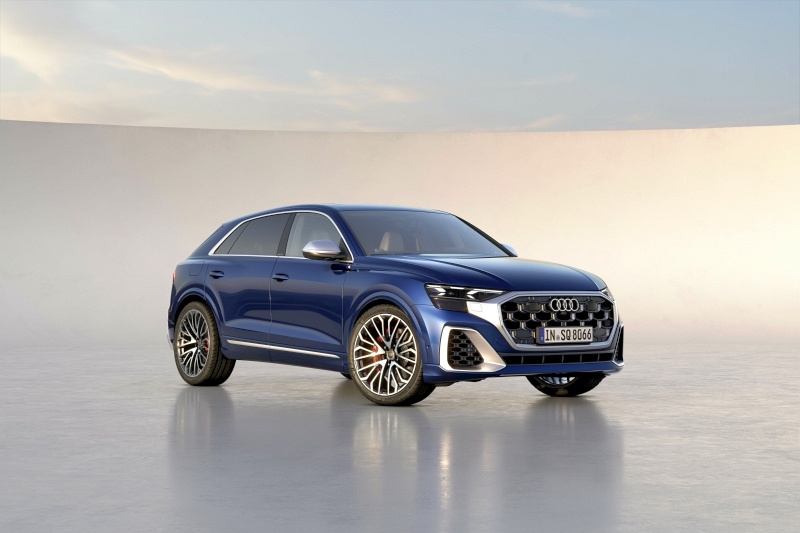 2024 Audi sQ8