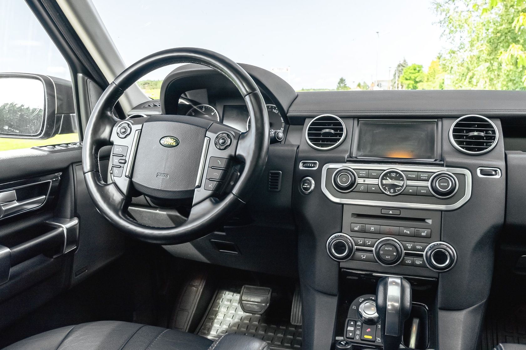 Land Rover Discovery IV