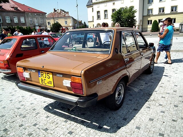Samochody PRL - FIat 131 Mirafiori