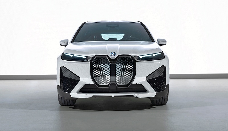 BMW iX