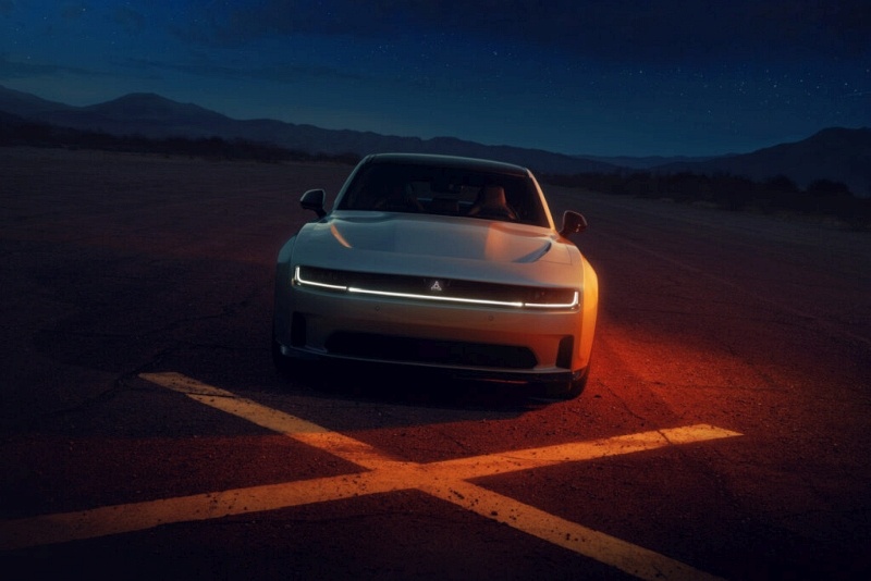 2024 Dodge Charger Daytona - przód