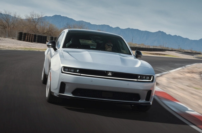 2024 Dodge Charger Daytona - przód