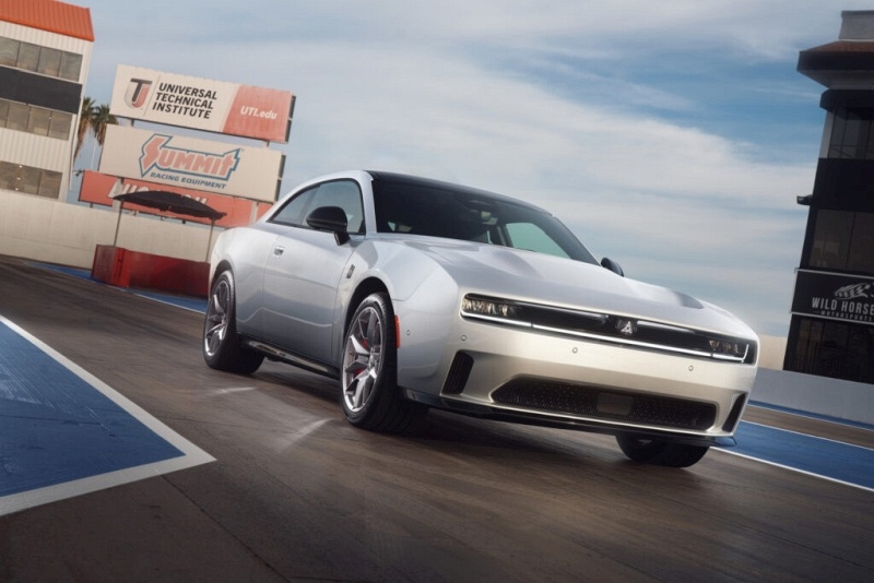 2024 Dodge Charger Daytona - przód